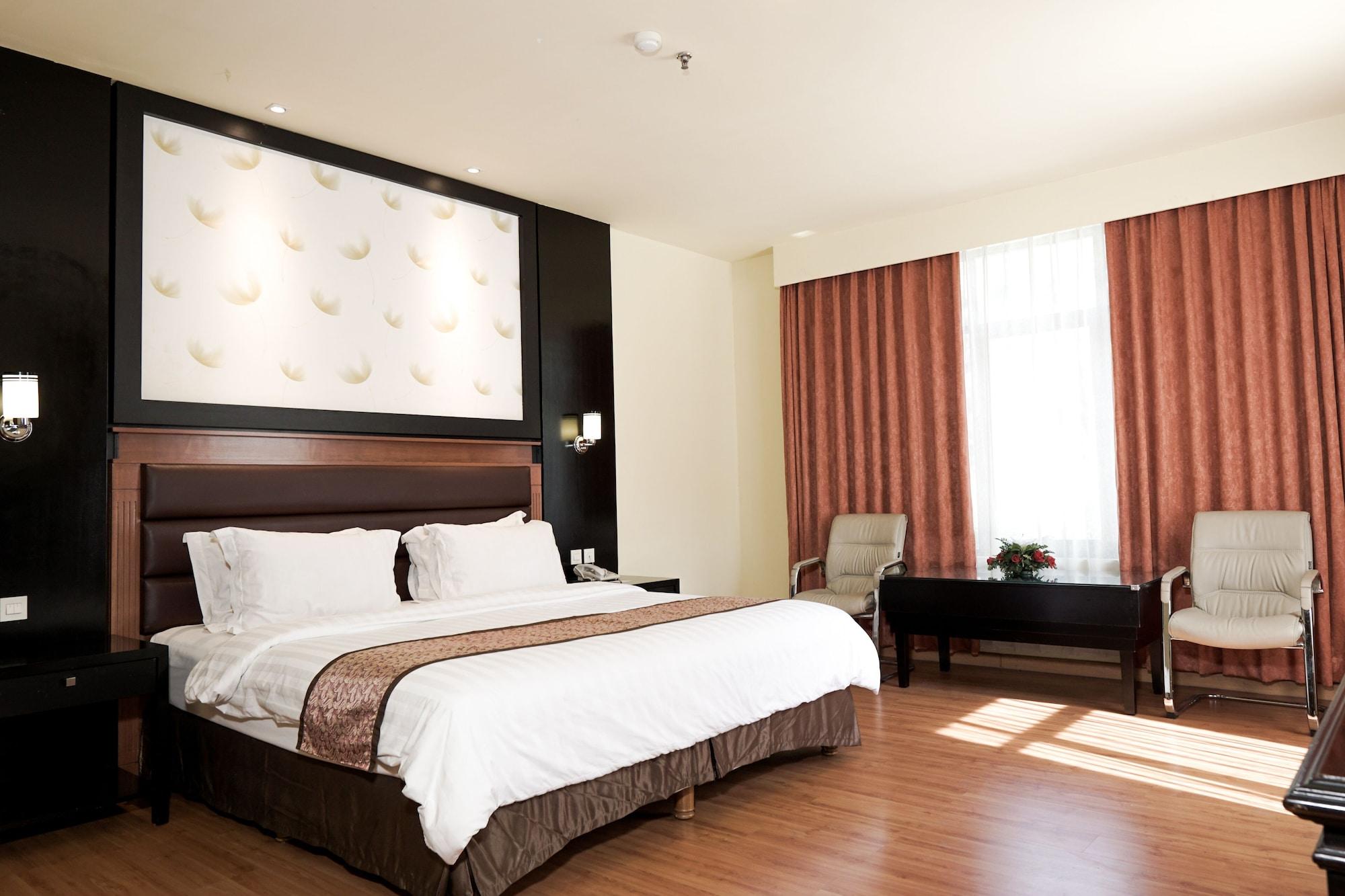 Sari Ater Kamboti Hotel Bandung Zewnętrze zdjęcie