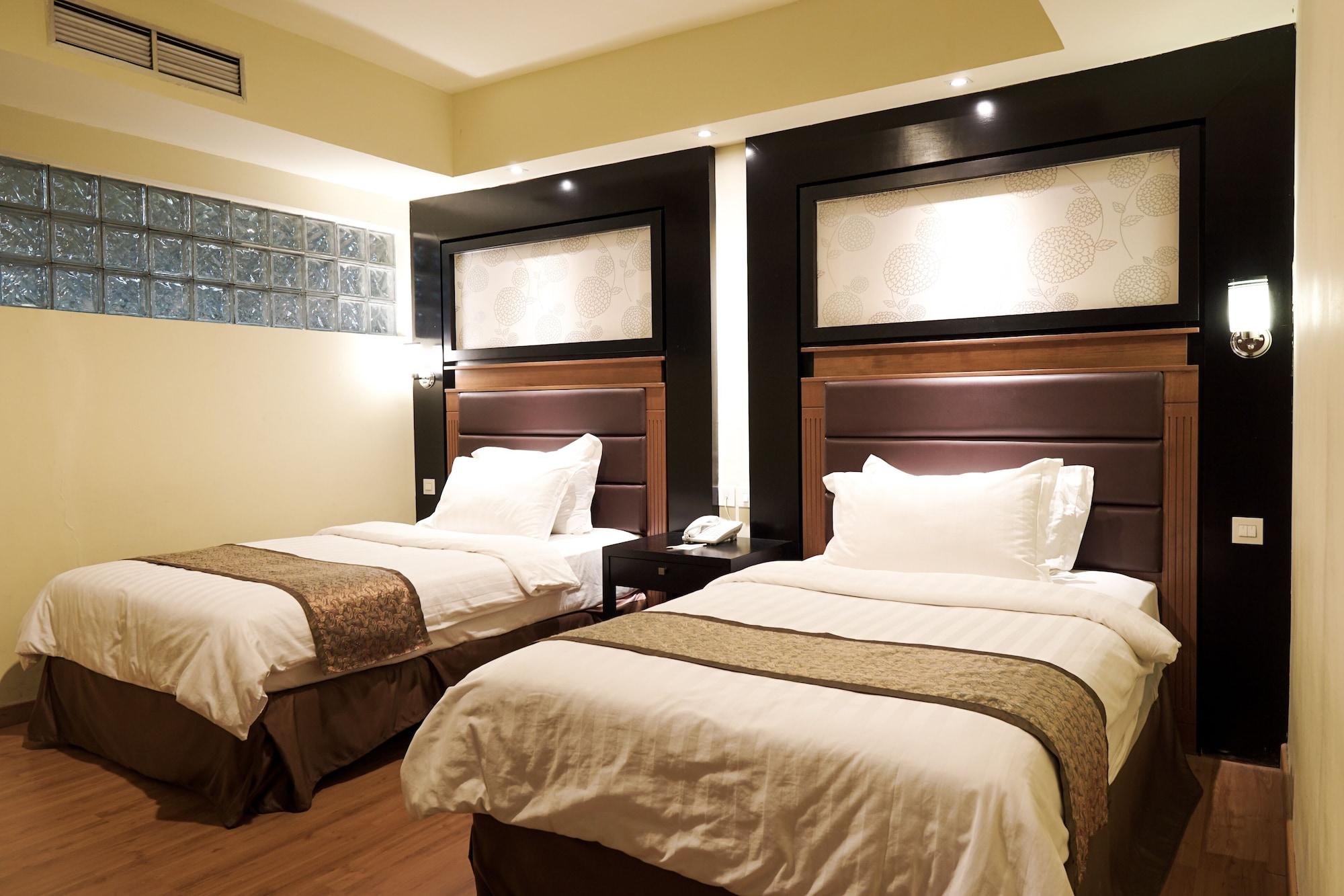 Sari Ater Kamboti Hotel Bandung Zewnętrze zdjęcie
