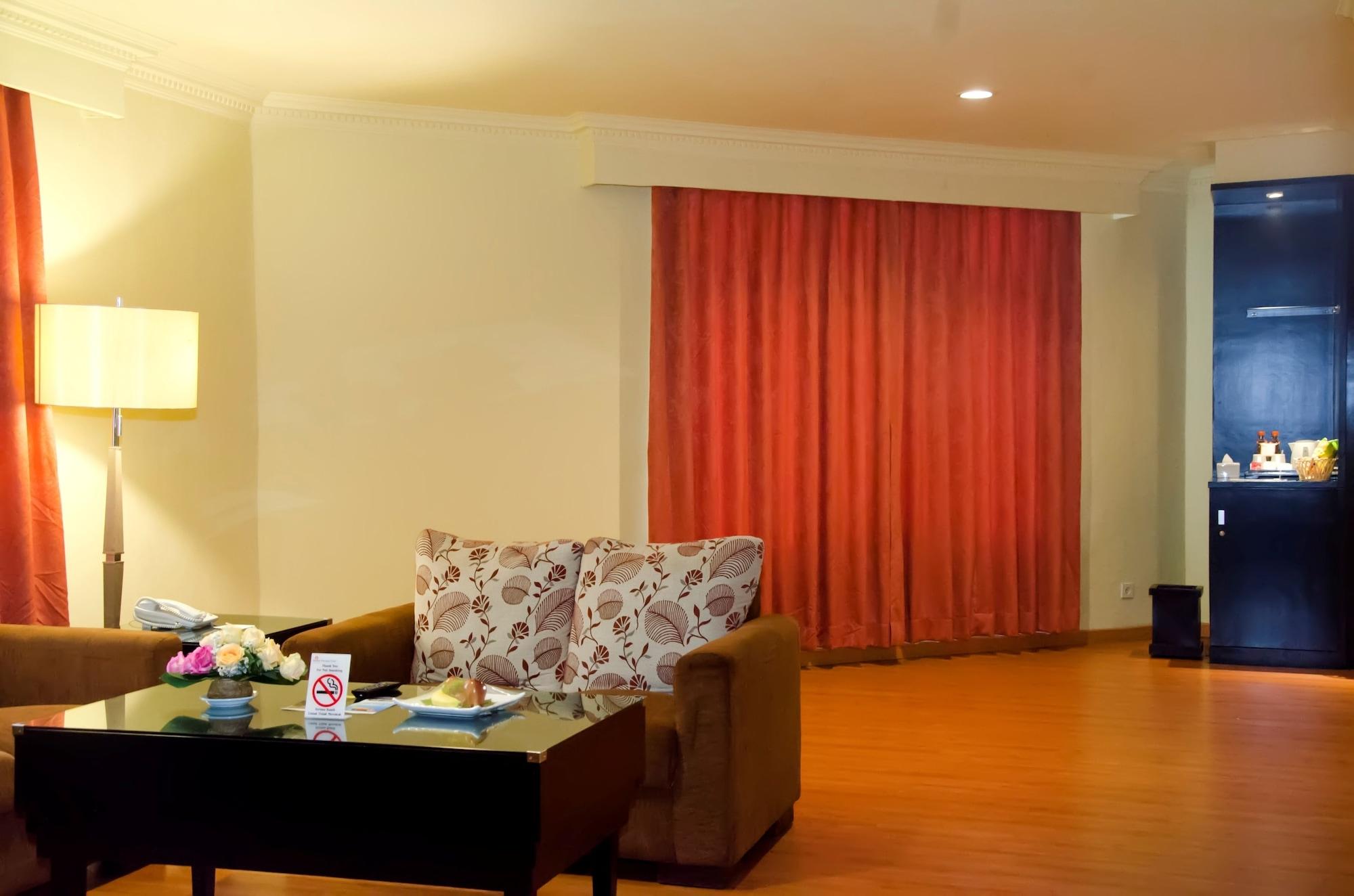 Sari Ater Kamboti Hotel Bandung Zewnętrze zdjęcie