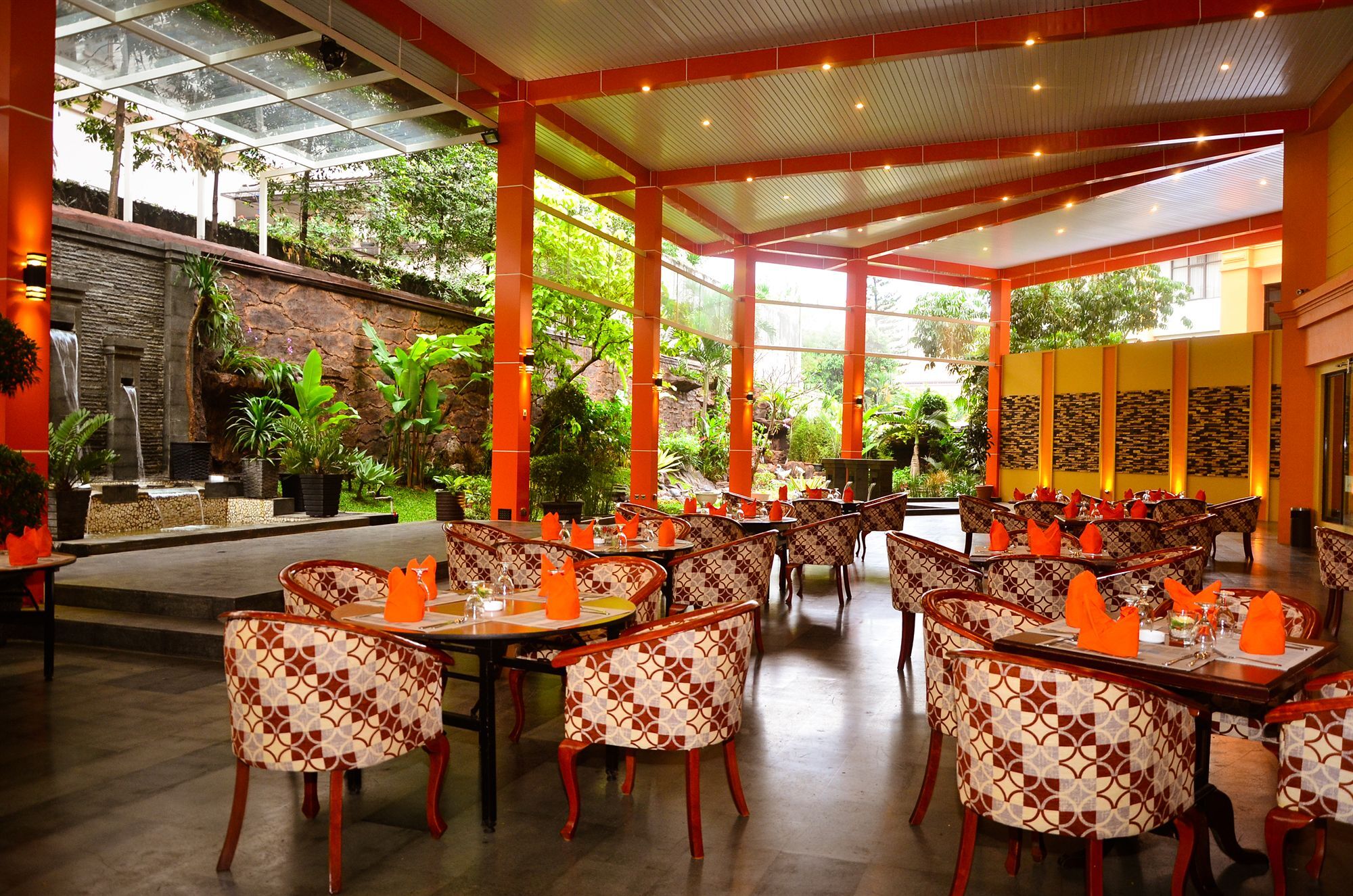 Sari Ater Kamboti Hotel Bandung Zewnętrze zdjęcie