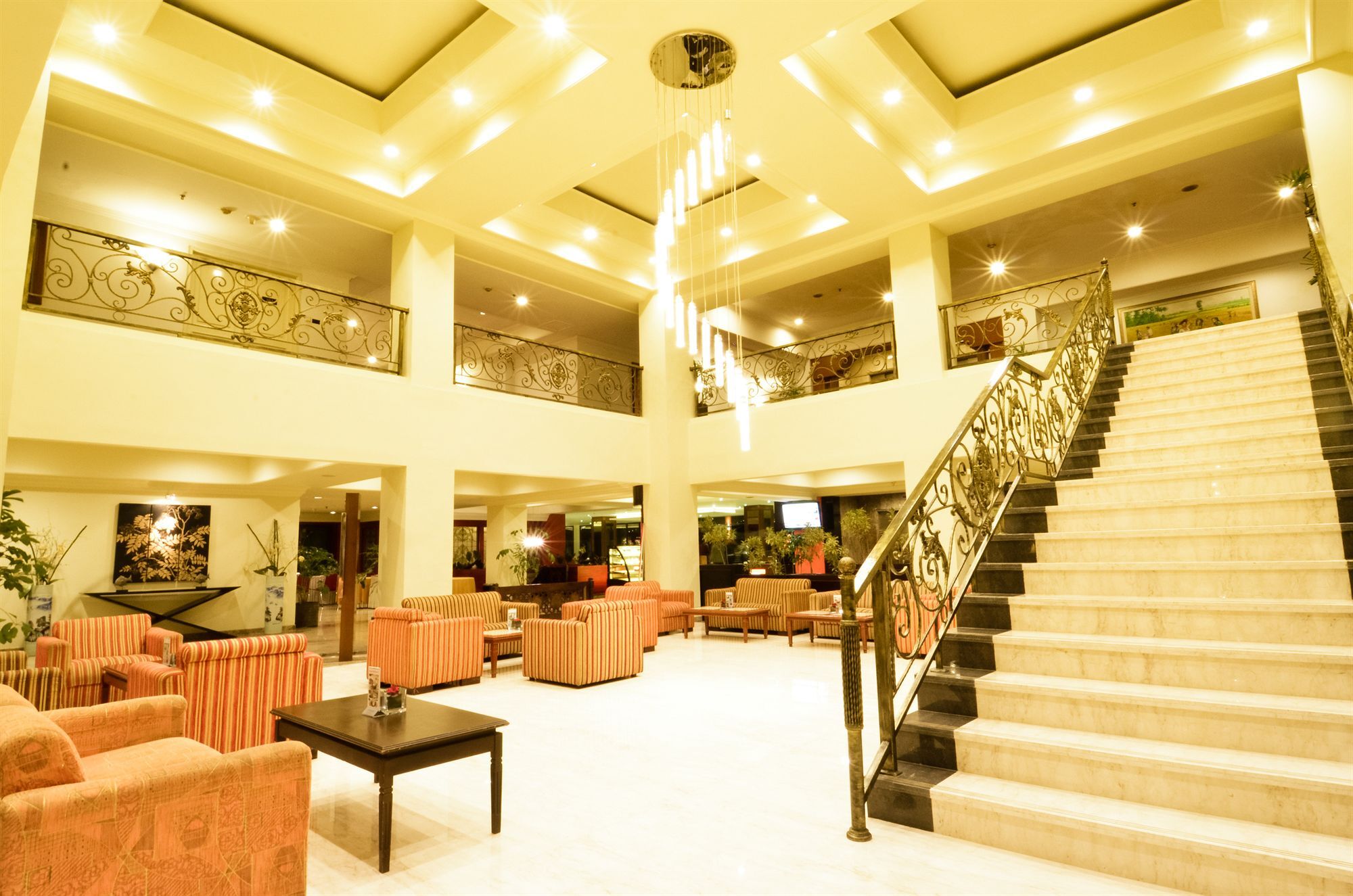 Sari Ater Kamboti Hotel Bandung Zewnętrze zdjęcie
